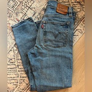 Levi's Wedgie Icon Jeans